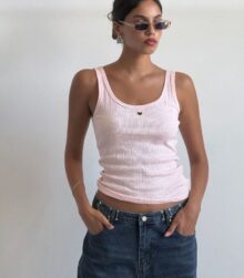 ⁦גופיית אלבי⁩ – תמונה ⁦5⁩