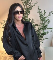 חולצה מכופתרת